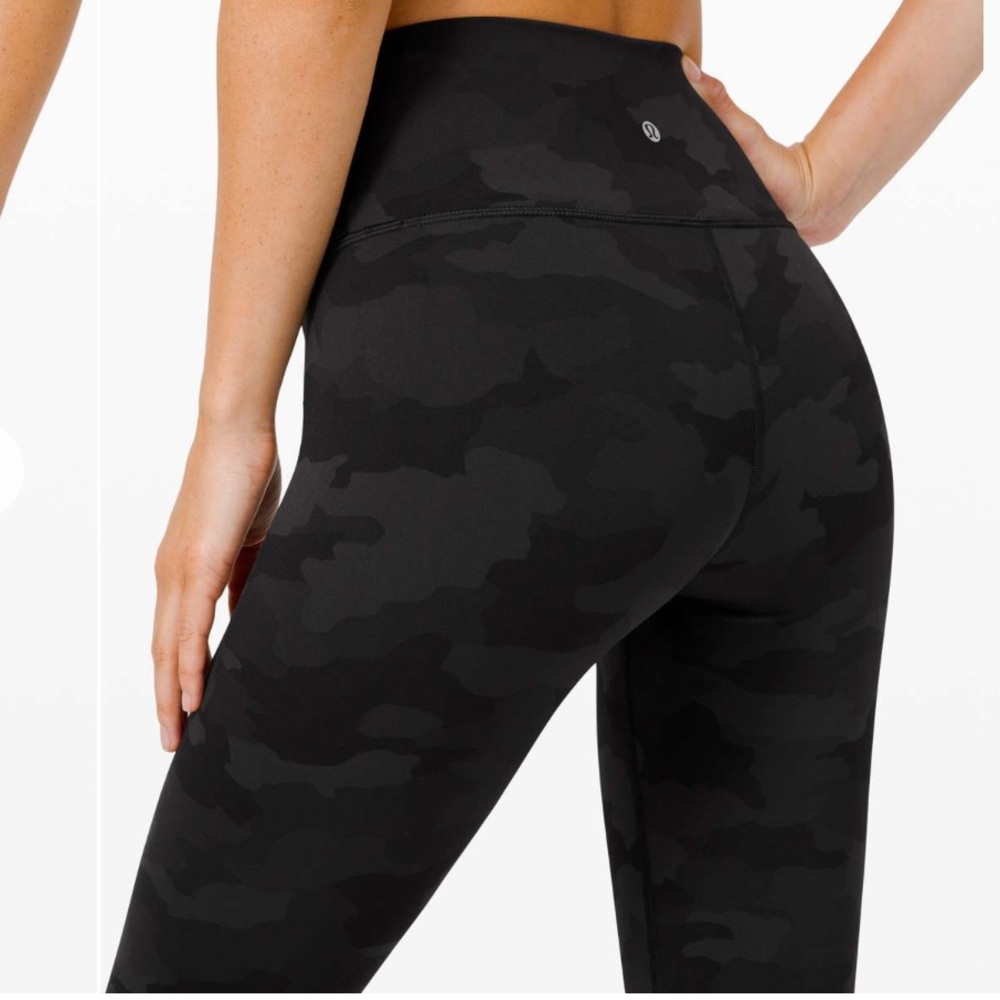 Lululemon Camo High-Rise Leggings - Picture 4 of 11